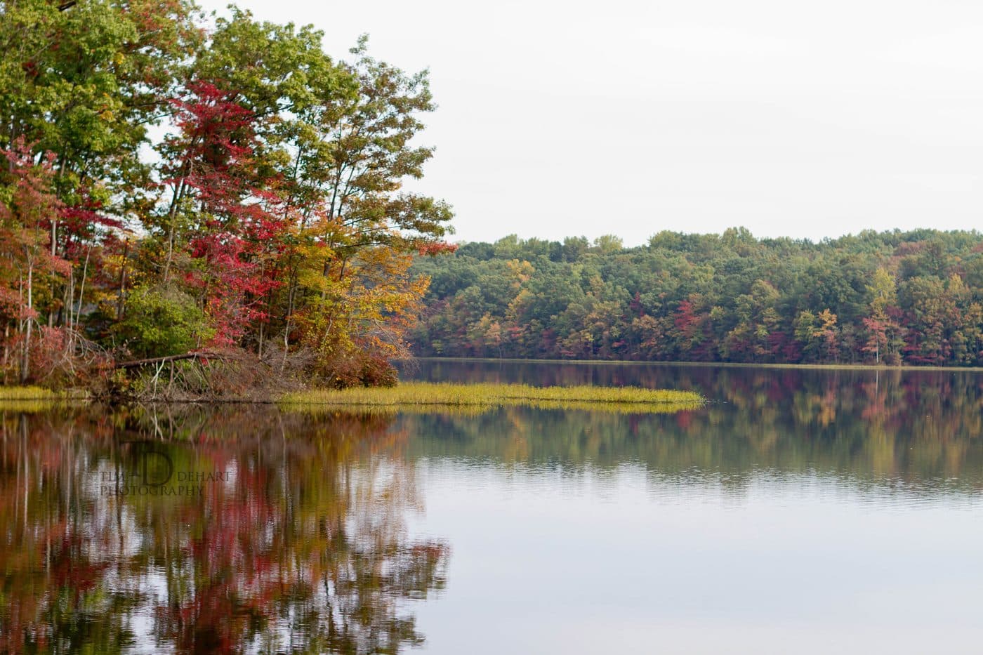 Burke Lake in the fall
